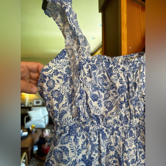 Old Navy // smocked back blouse // blue floral // medium - Picture 3 of 5